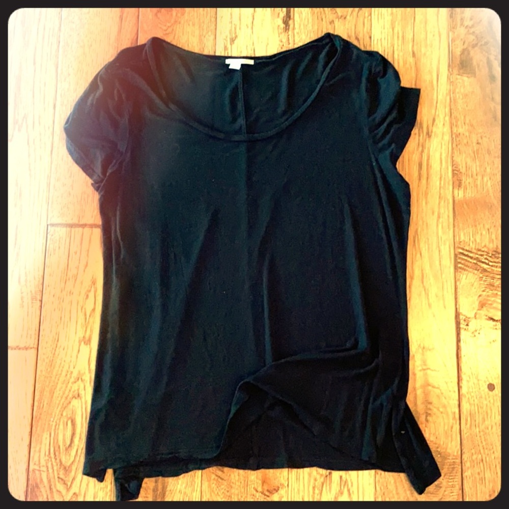 Cute basic black top